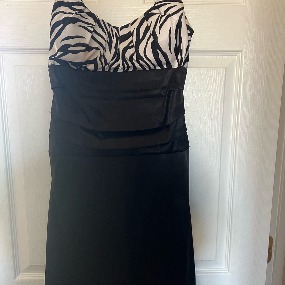 Elegant Black and White Zebra Print Dress